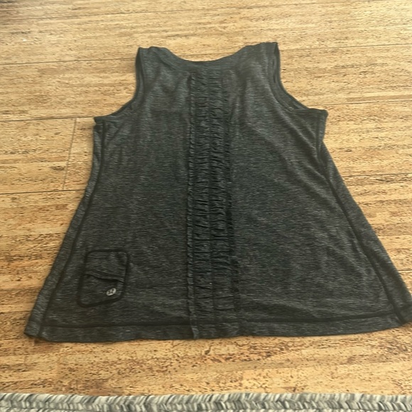Lululemon Dash Tank II - Picture 6 of 9